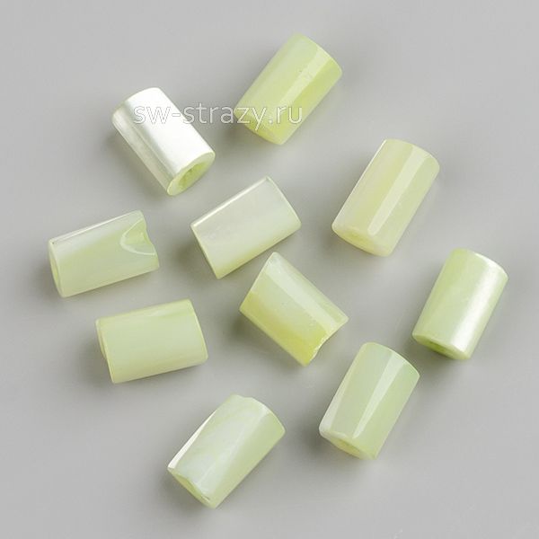 Бусина-трубочка из перламутра 3,5х6 мм светло-салатовая*