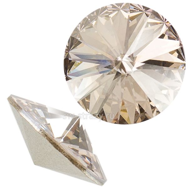 Риволи 1122 18 mm Crystal Silver Shade F